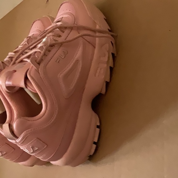 Pink Filas - Picture 2 of 7